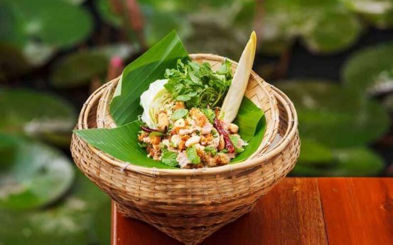 neam-khao-salade-riz-croustillant