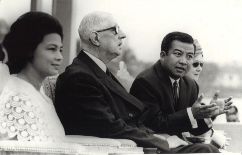 sihanouk charles de gaulle