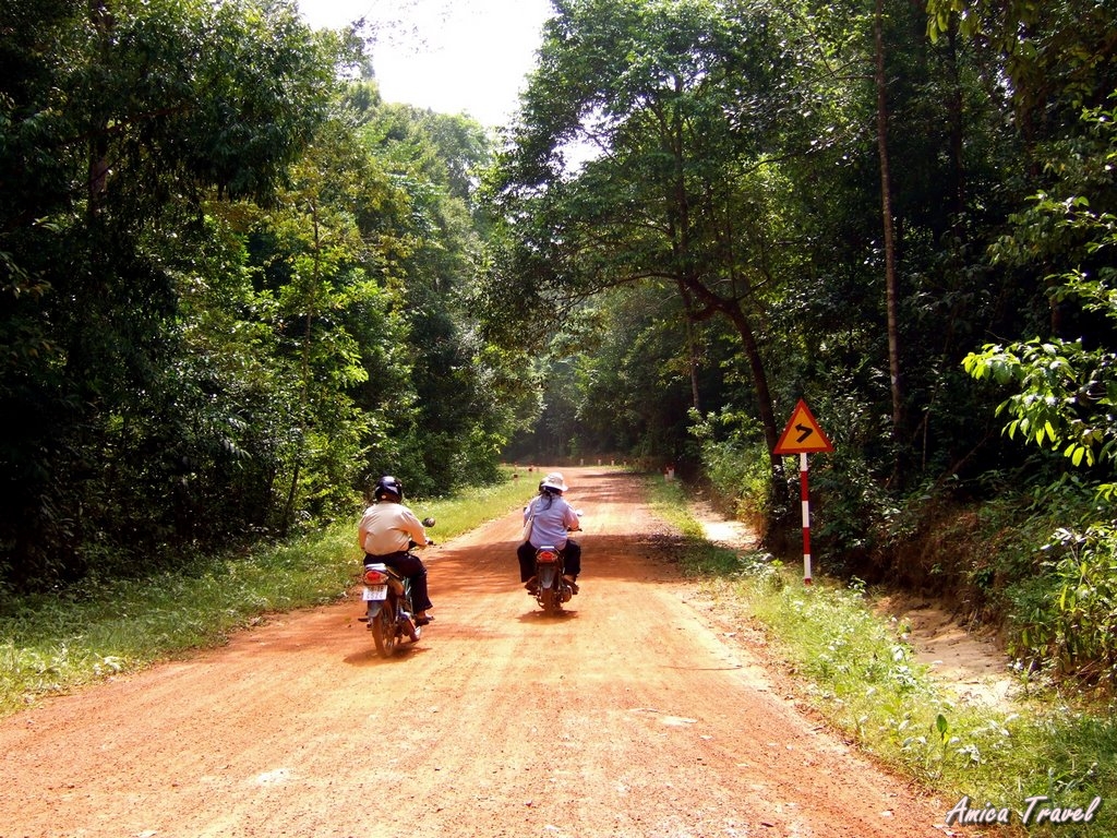 Balade en scooter à Phu Quoc Balade en scooter à Phu Quoc