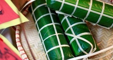 Le banh chung, gâteau traditionnel pendant le Tet du Vietnam