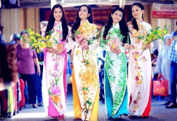 Le ao dai moderne Le ao dai moderne