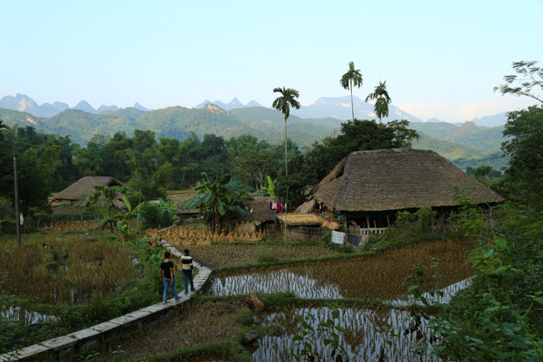 maison et jardin de l'ethnie tay a hagiang